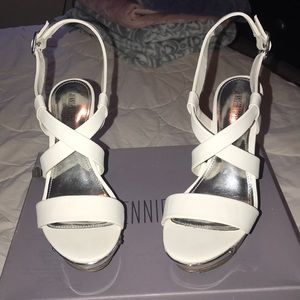 Jennifer Lopez white Wedges